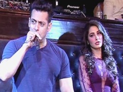 Salman Khan Sings ‘Tu Hi Tu’ Song