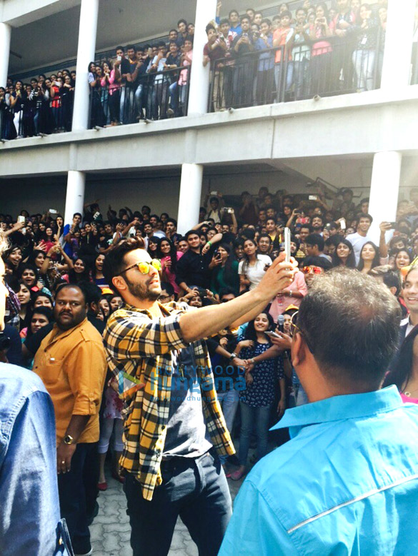 Varun Dhawan promotes ‘Badlapur’ at HL college Ahmedabad | Varun Dhawan ...