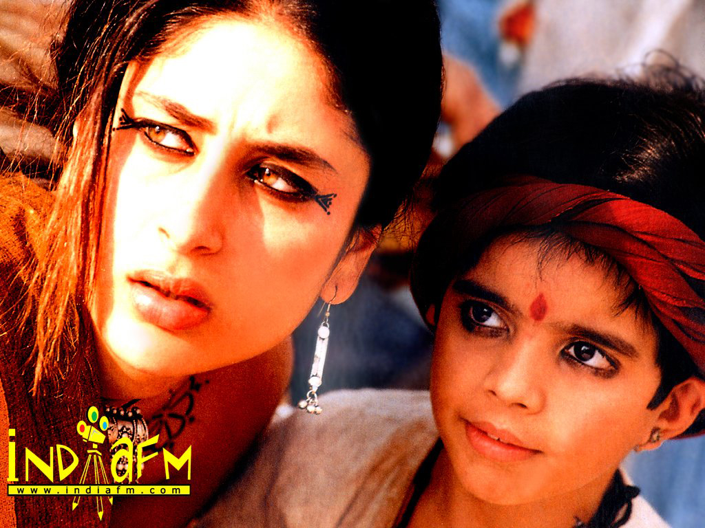 Asoka 2001 Wallpapers Asoka 2001 HD Images Photos kareenakapoor