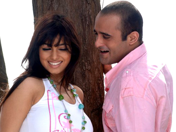 Salaam-E-Ishq Movie Stills - Bollywood Hungama