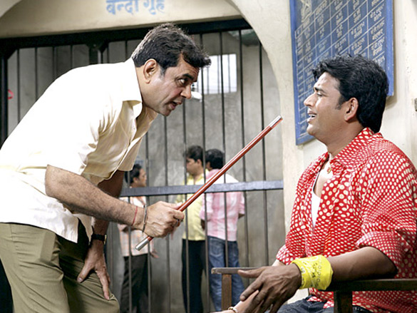 Na Ghar Ke Na Ghaat Ke Full Movie Free Download Na Ghar Ke Na Ghaat Ke Movie Stills - Bollywood Hungama