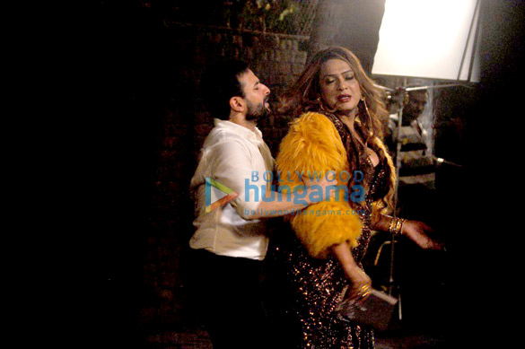 Saif Ali Khan shoots for an untitled movie in Bandra Saif Ali Khan shoots for an untitled movie in Bandra
