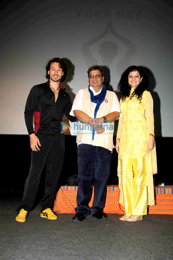 Subhash Ghai & Tiger Shroff celebrate 2nd International Yoga Day Subhash Ghai & Tiger Shroff celebrate 2nd International Yoga Day