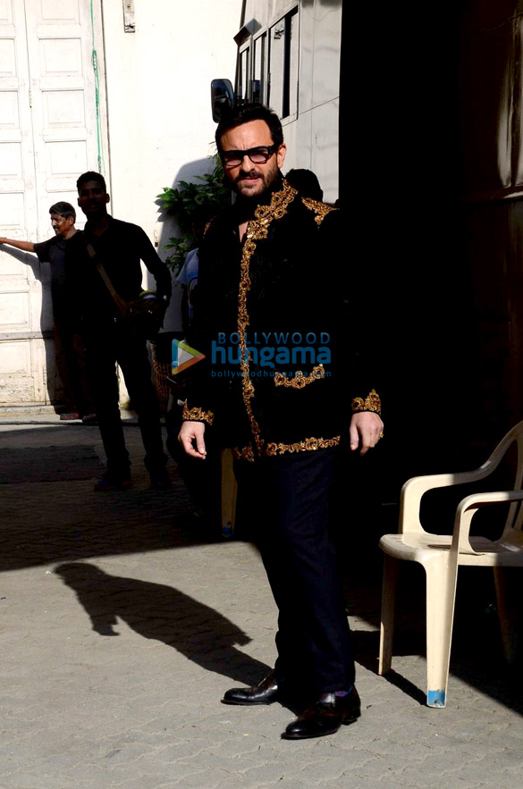 Saif Ali Khan & Kareena Kapoor Khan shoot for Bazaar Bride magazine Saif Ali Khan & Kareena Kapoor Khan shoot for Bazaar Bride magazine