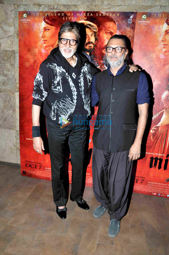 Amitabh Bachchan & Waheeda Rehman grace ‘Mirzya’ screening Amitabh Bachchan & Waheeda Rehman grace 'Mirzya' screening