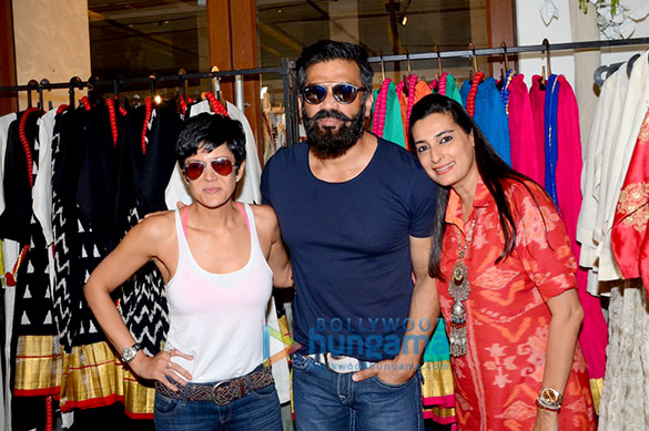 Suniel Shetty, Mana Shetty and others grace the Araaish Exhibition Suniel Shetty, Mana Shetty and others grace the Araaish Exhibition
