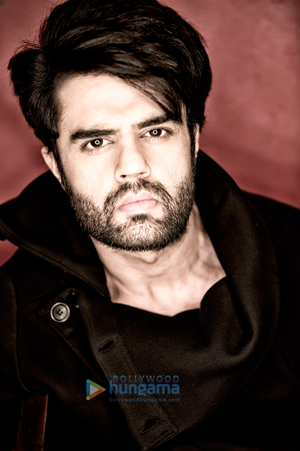 Maniesh Paul Photos Bollywood Hungama India has lot of entertaining tv anchors but manish paul is the best tv anchor in india. bollywood hungama