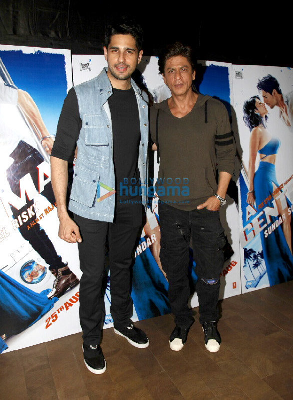 Shah Rukh Khan, Sonakshi Sinha, Aditya Roy Kapur and others at ‘A Gentleman’ screening hosted by Sidharth Malhotra Shah Rukh Khan, Sonakshi Sinha, Aditya Roy Kapur and others at 'A Gentleman' screening hosted by Sidharth Malhotra