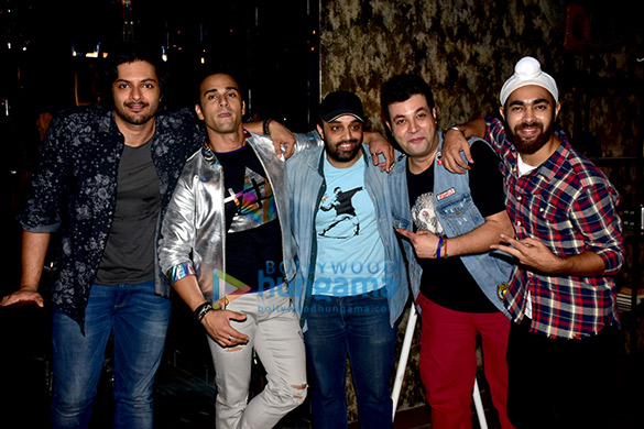 Team of ‘Fukrey Returns’ shoots for a promotional song in Mumbai Team of ‘Fukrey Returns’ shoots for a promotional song in Mumbai