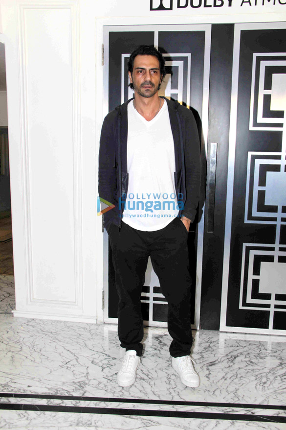 Arjun Rampal hosts a screening for close friends of his upcoming movie ‘Daddy’ Arjun Rampal hosts a screening for close friends of his upcoming movie 'Daddy'