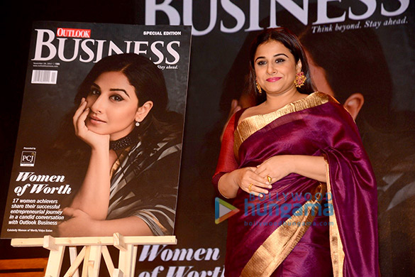 Vidya Balan graces Outlook Business Awards 2017 Vidya Balan graces Outlook Business Awards 2017