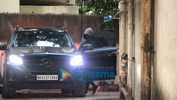 Ranveer Singh snapped in Mumbai Ranveer Singh snapped in Bandra