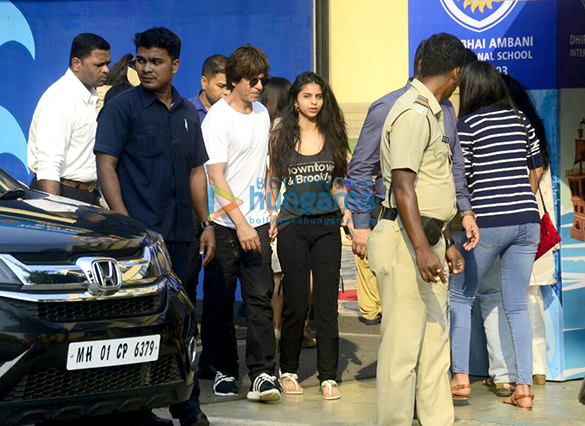 Shah Rukh Khan, Suhana Khan, Hrithik Roshan and others spotted at Dhirubhai Ambani International School Shah Rukh Khan, Suhana Khan, Hrithik Roshan and others spotted at Dhirubhai Ambani International School