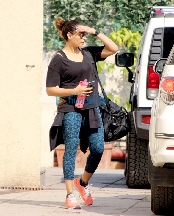 Bipasha Basu snapped at her gym Bipasha Basu snapped at her gym