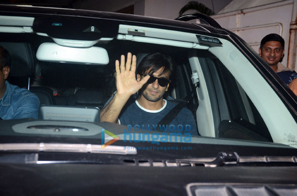 Ranveer Singh snapped in Mumbai Ranveer Singh snapped in Mumbai