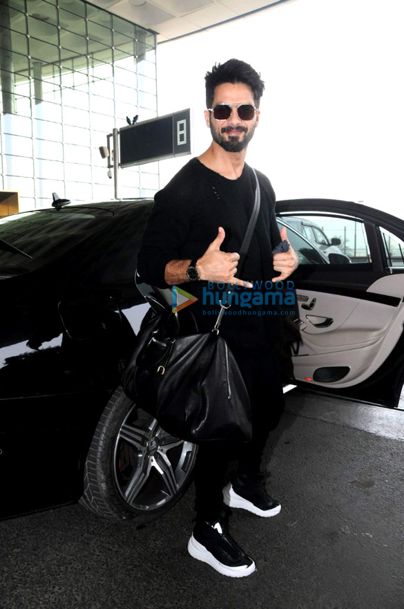 Shahid Kapoor, Zareen Khan and others snapped at the airport Shahid Kapoor, Zareen Khan and others snapped at the airport