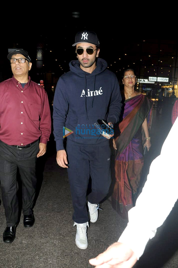 Ranbir Kapoor, Kiara Advani, Huma Qureshi and others snapped at the airport Ranbir Kapoor, Kiara Advani, Huma Qureshi and others snapped at the airport