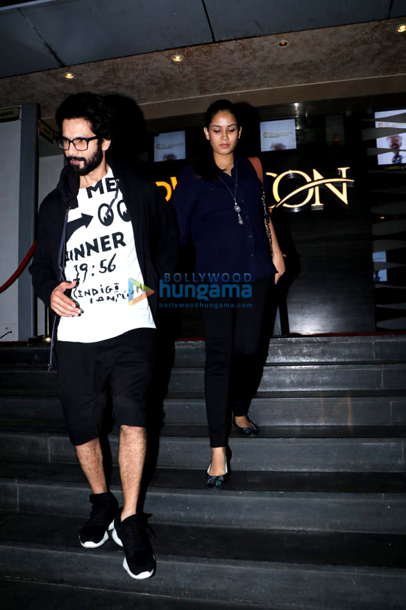 Shahid Kapoor and Mira Rajput spotted after watching Gold at PVR Icon in Andheri Shahid Kapoor and Mira Rajput spotted after watching Gold at PVR Icon in Andheri