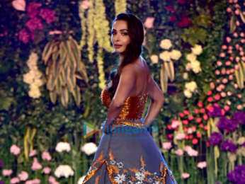 Malaika Arora walks the ramp at the Wedding Junction fashion show