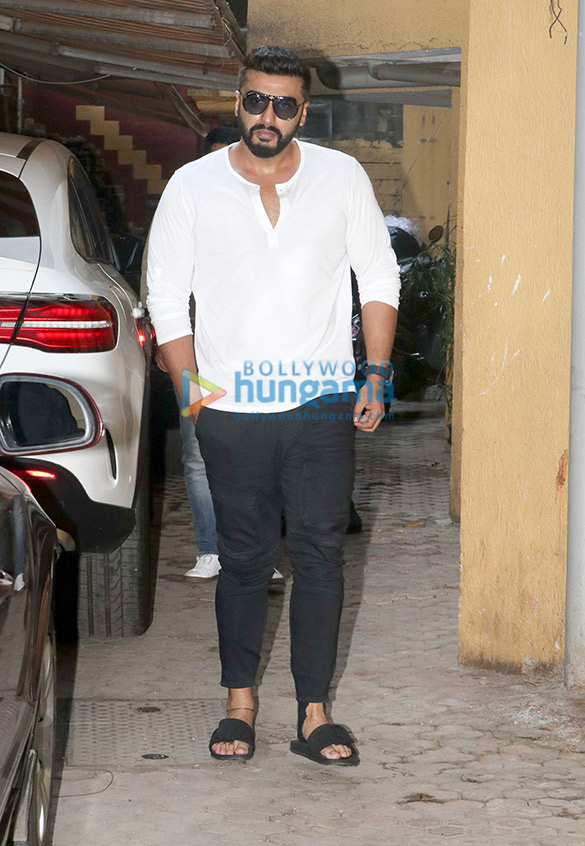 Arjun Kapoor snapped at Pradeep Sarkar’s office