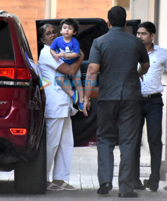 Taimur Ali Khan snapped at Amrita Arora’s residence in Bandra Taimur Ali Khan snapped at Amrita Arora's residence in Bandra