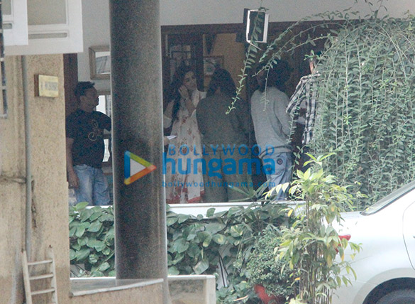 Kriti Sanon and Kartik Aaryan spotted at Maddock Films’ office Kriti Sanon and Kartik Aaryan spotted at Maddock Films' office