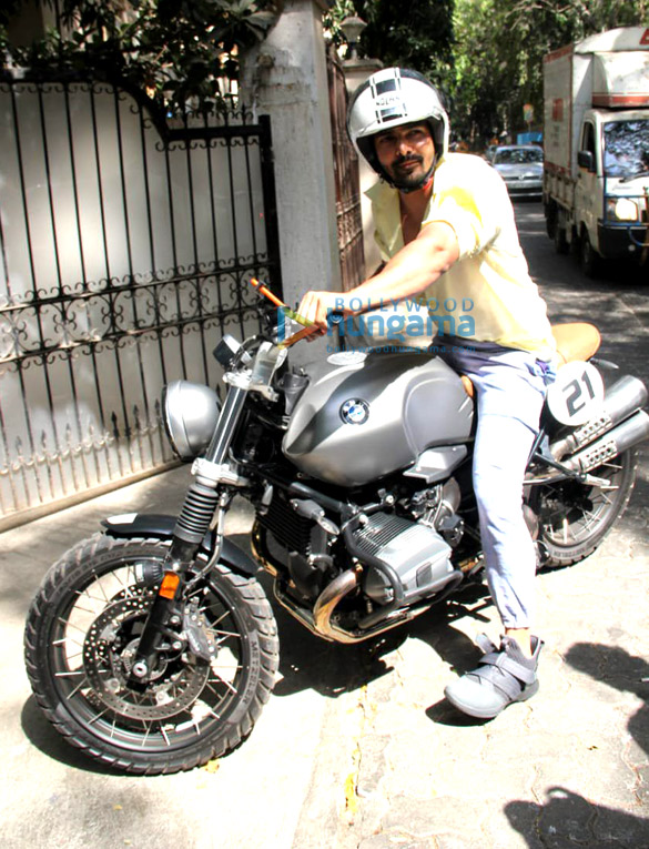 Photos: Harshvardhan Rane spotted at John Abraham’s house