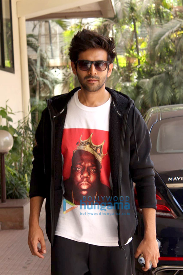Kartik Aaryan and Patralekha spotted at the Kwan office in Andheri
