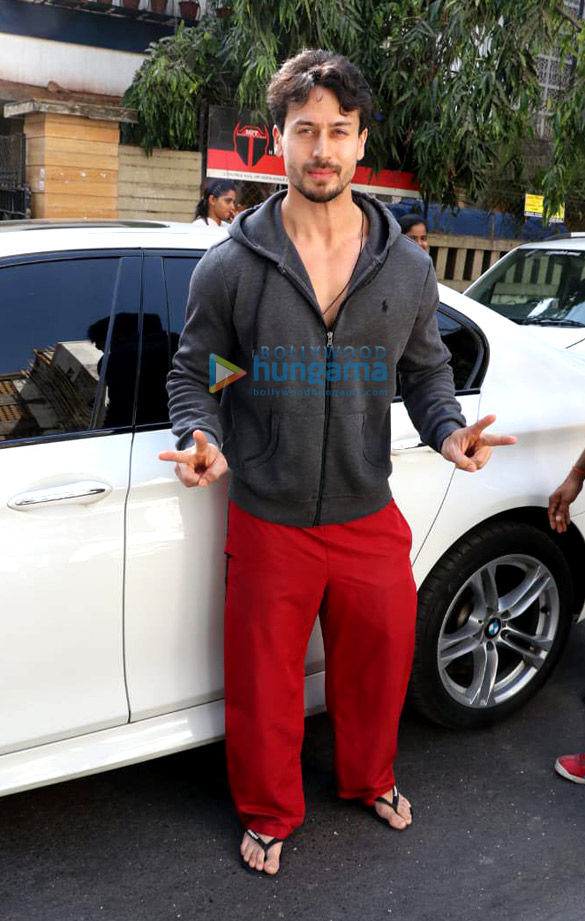 Photos: Tiger Shroff snapped outside the gym