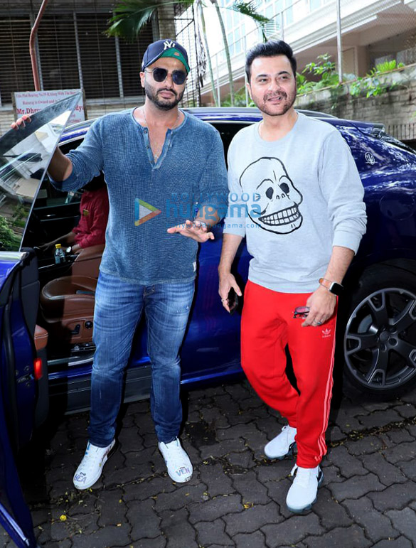 Photos: Arjun Kapoor, Sanjay Kapoor, Shanaya Kapoor and ...