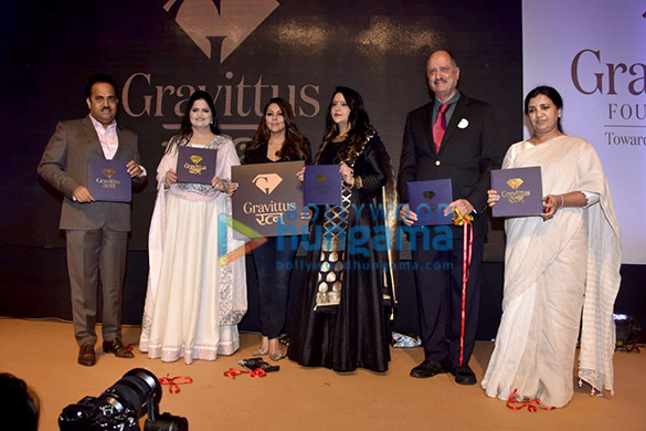 Photos: Gauri Khan, Amruta Fadnavis and others snapped attending the Gravittus Ratna event