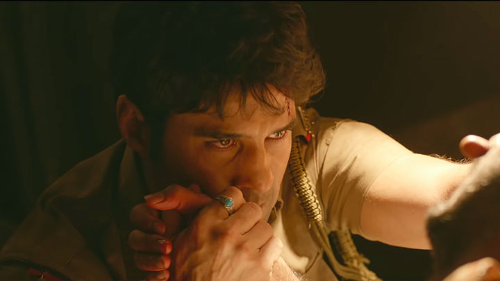 Pranaam: Trailer | Rajeev Khandelwal, Sameeksha Singh, Atul Kulkarni Pranaam Trailer Rajeev Khandelwal, Sameeksha Singh, Atul Kulkarni