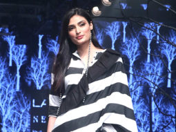 LFW Athiya Shetty on Ramp for Abraham & Thakore Ecovero Collection