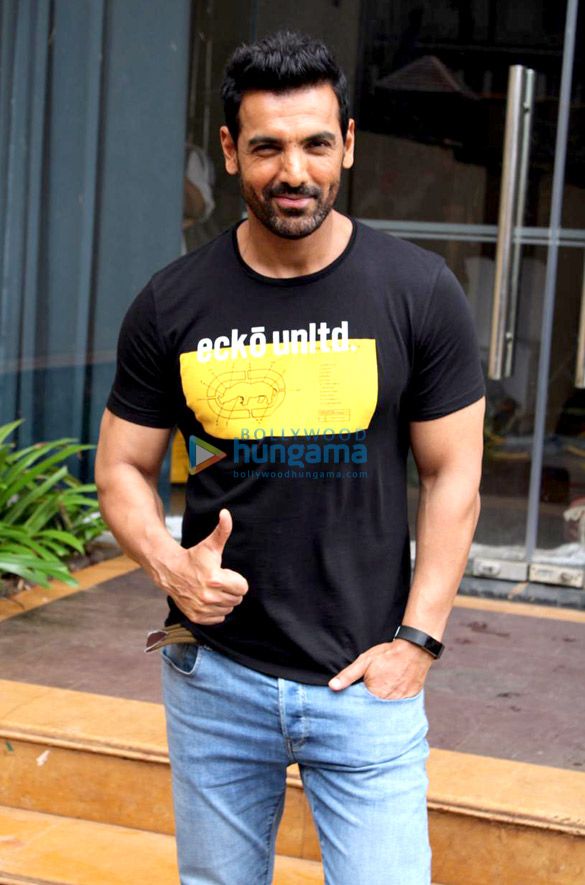 Photos: John Abraham & director Nikhil Advani snapped during Batla ...