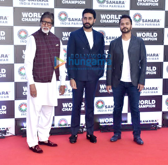 Photos: Celebs snapped at the felicitation of P. V. Sindhu with Subrata Roy and Sahara India Pariwar