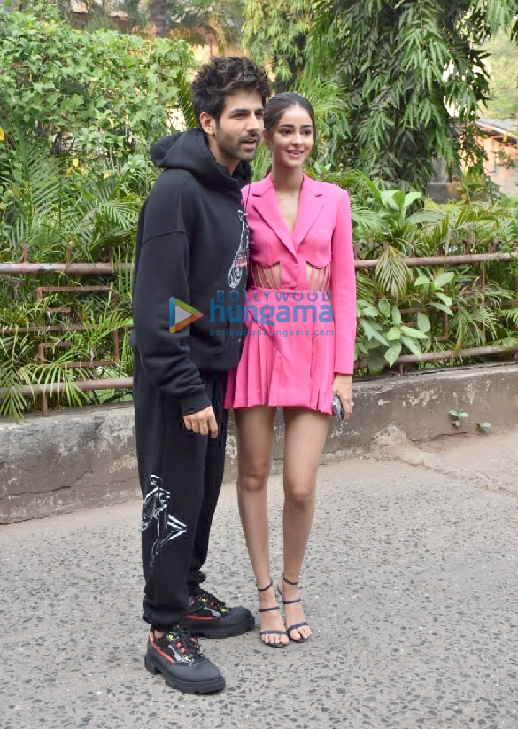 Photos: Kartik Aaryan, Ananya Panday and Bhumi Pednekar snapped during Pati Patni Aur Woh promotions