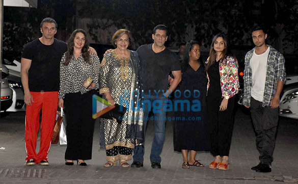 Photos: Salman Khan, Iulia Vantur, Aayush Sharma and others attend Sohail Khan’s house party