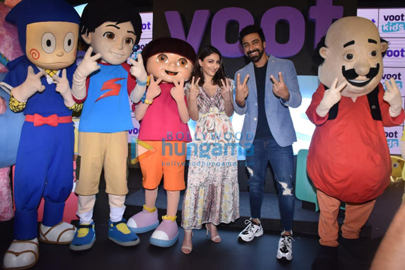 Photos: Soha Ali Khan and Aashish Chaudhary snapped at the launch of the Voot kids app