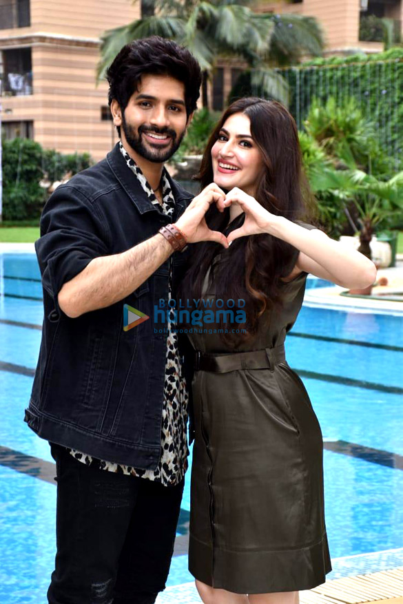 Photos: Vardhan Puri and Shivaleeka Oberoi snapped promoting Yeh Saali Aashiqui Photos: Vardhan Puri and Shivaleeka Oberoi snapped promoting Yeh Saali Aashiqui