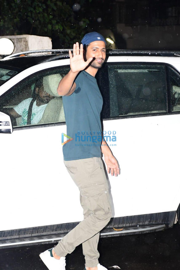 Photos: Vicky Kaushal and Dhvani Bhanushali spotted at the Matrix office