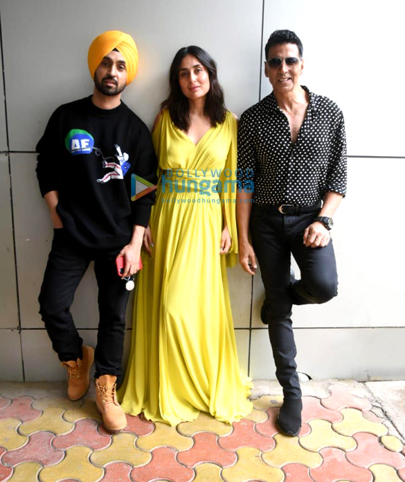Photos: Akshay Kumar, Kareena Kapoor Khan and Diljit Dosanjh snapped during Good Newwz promotions Photos: Akshay Kumar, Kareena Kapoor Khan and Diljit Dosanjh snapped during Good Newwz promotions
