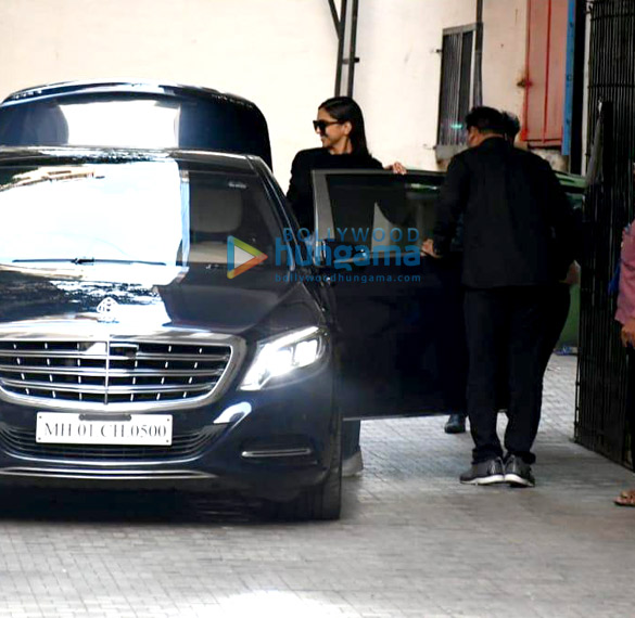 Photos: Deepika Padukone and Ranveer Singh snapped at Old Dharma office