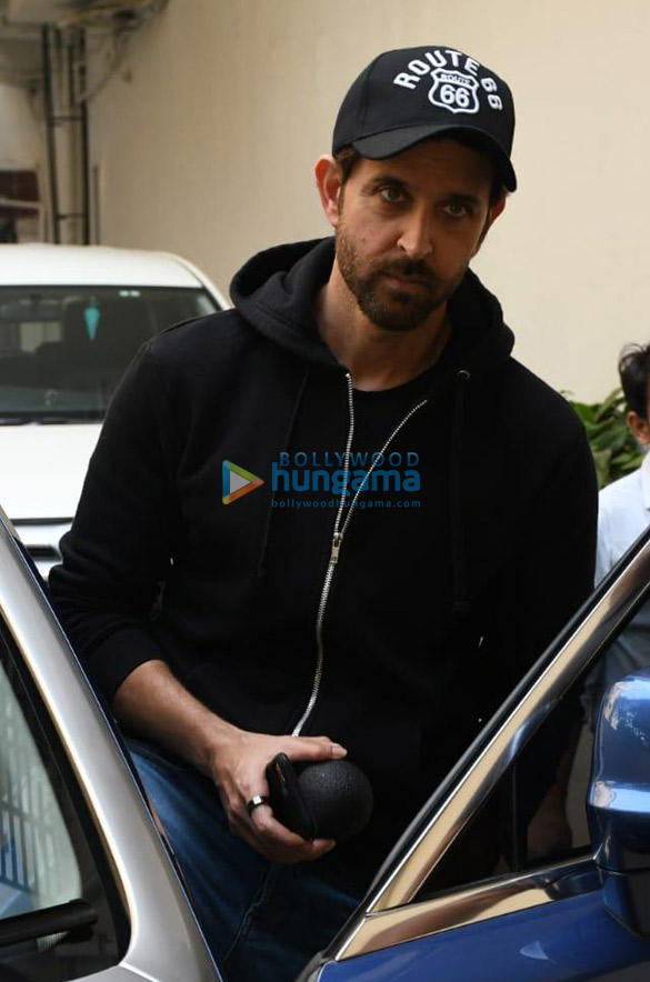 Photos: Hrithik Roshan snapped at Old Dharma office