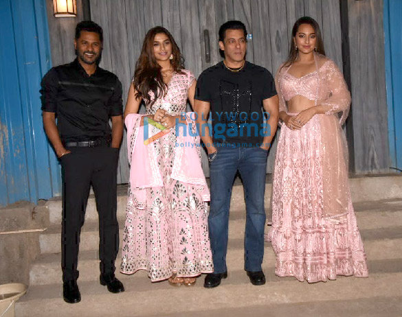 Photos: Salman Khan, Sonakshi Sinha, Saiee Manjrekar and Prabhu Dheva spotted on the sets of Bigg Boss