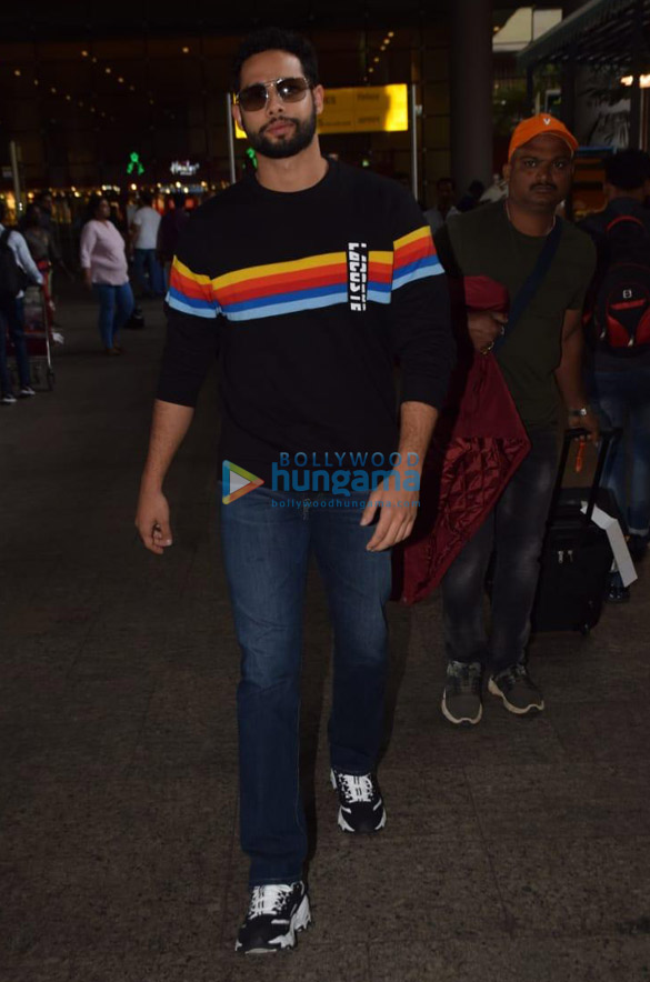 Photos: Siddhant Chaturvedi snapped at the airport