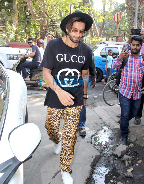 Photos Ranveer Singh spotted at Shankar Mahadevan’s dubbing studio in