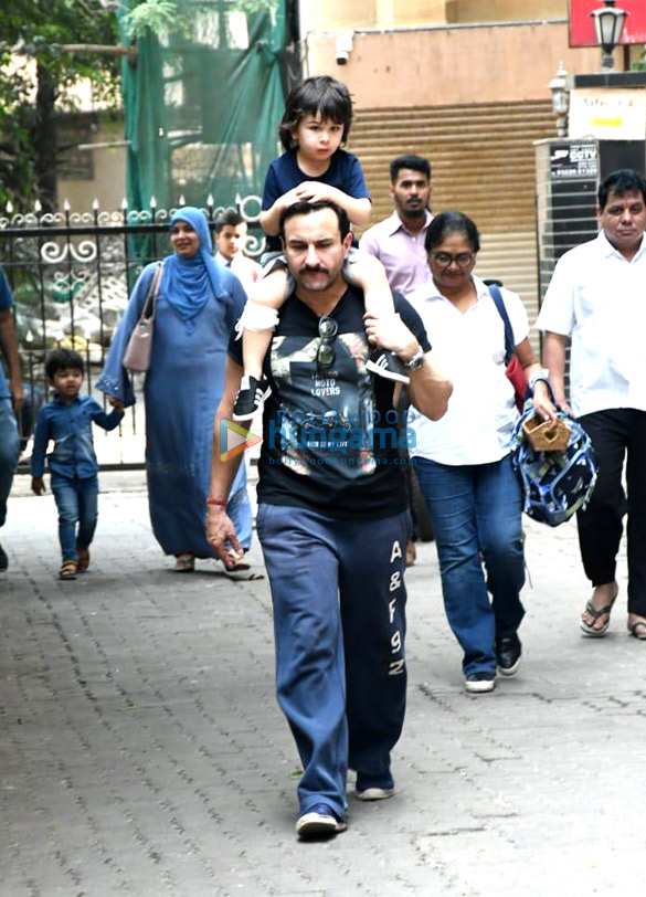 Photos: Saif Ali khan and Taimur Ali Khan spotted in Bandra Photos: Saif Ali khan and Taimur Ali Khan spotted in Bandra