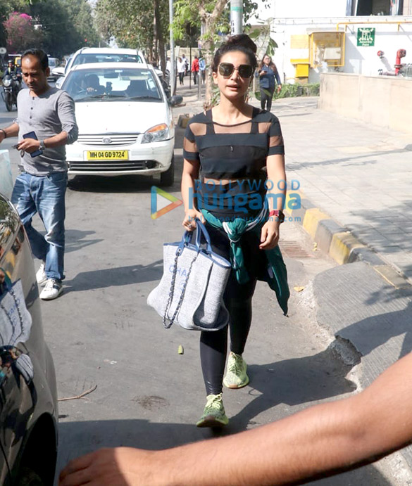 Photos: Patralekha spotted at Foodhall in Bandra