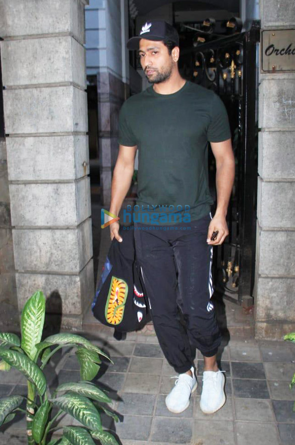 Photos: Vicky Kaushal spotted at the Excel office in Bandra