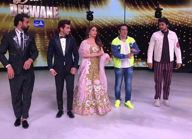 Arjun Bijlani shares a picture from Dance Deewane when they learned dance steps from Govinda and Madhuri Dixit Arjun Bijlani shares a picture from Dance Deewane when they learned dance steps from Govinda and Madhuri Dixit